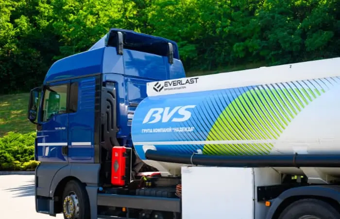 Transportation of fuel and lubricants by PE "Nadezhda"